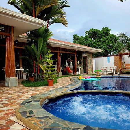 La Casa De La Abuela Villa Sucua Eksteriør bilde